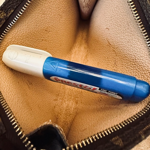 Louis Vuitton Monogram Mini Pochette - Picture 7 of 9